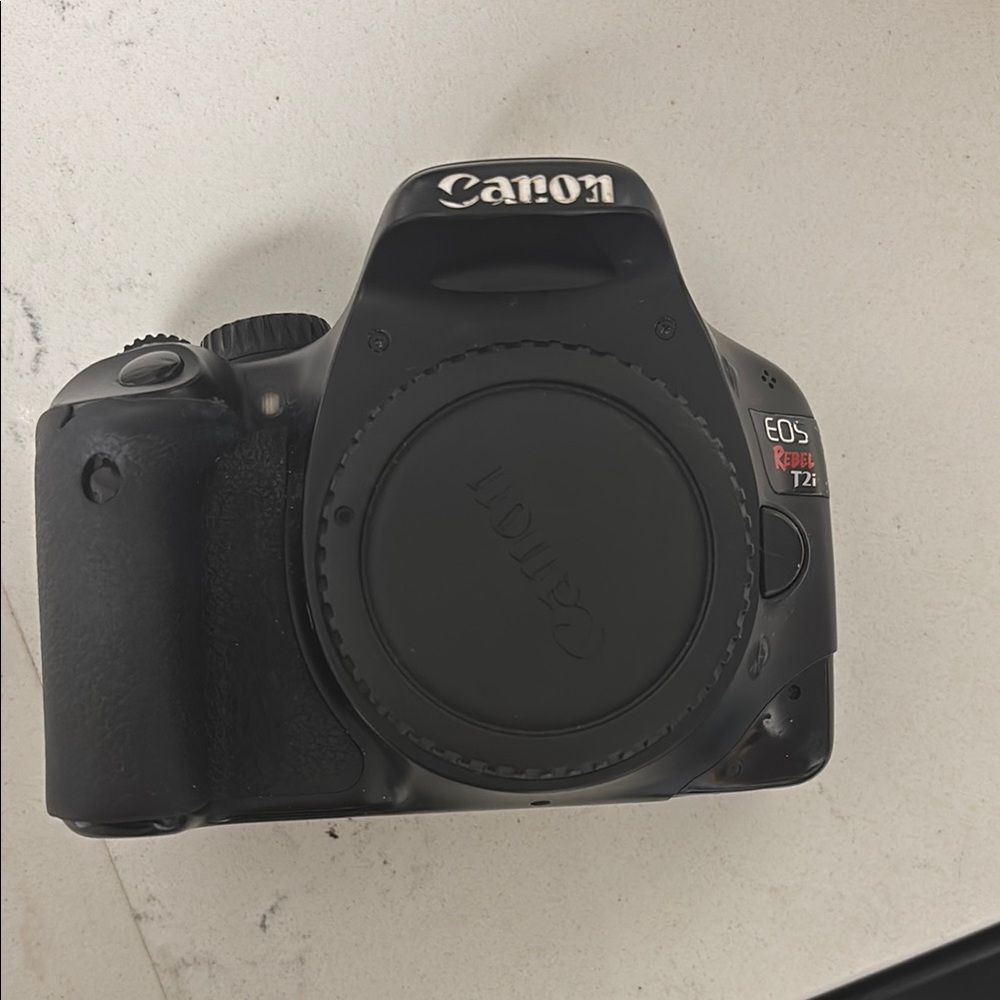 Canon EOS Rebel T2i Black Camera Body